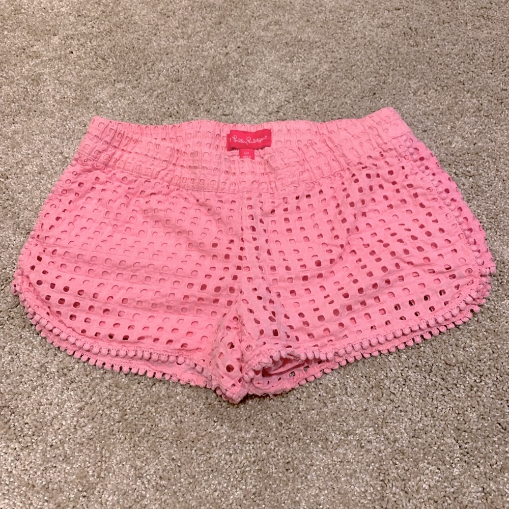 Lilly Pulitzer women’s pink shorts